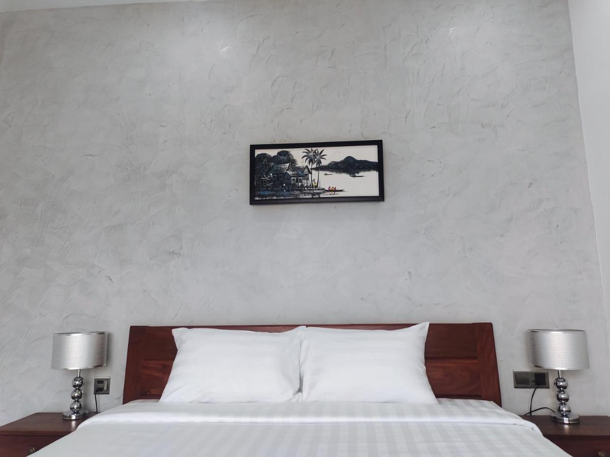 H&M Boutique Hotel Kampot Exterior photo